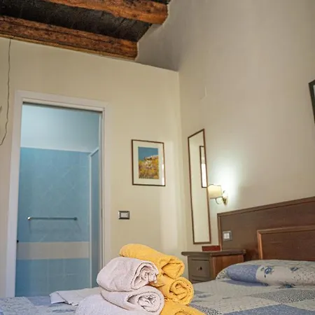 Palazzo Tranfo Al Duomo アパート トロペーア