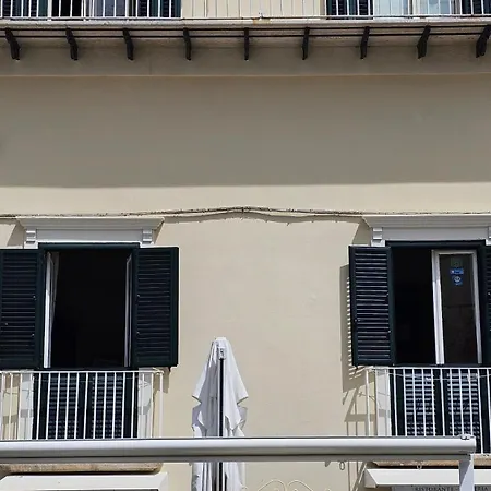 Palazzo Tranfo Al Duomo Daire *