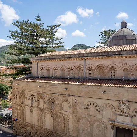 Palazzo Tranfo Al Duomo Apartman Tropea