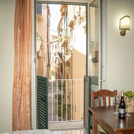 Palazzo Tranfo Al Duomo *