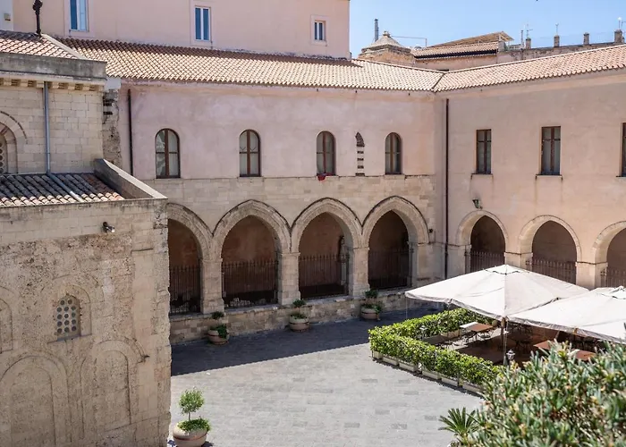 Palazzo Tranfo Al Duomo Apartment *