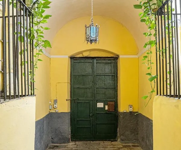 Apartman Palazzo Tranfo Al Duomo *