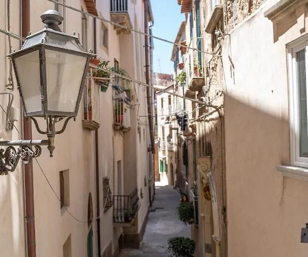 Palazzo Tranfo Al Duomo