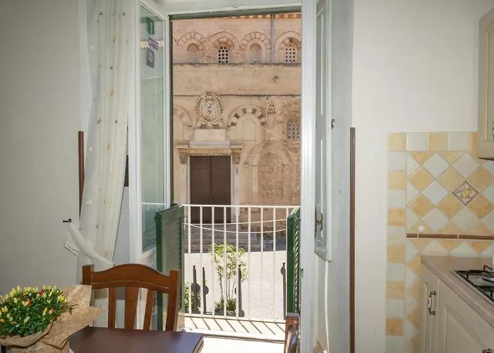 Apartman Palazzo Tranfo Al Duomo *