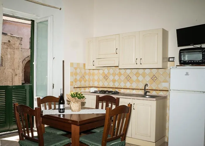 Palazzo Tranfo Al Duomo * Tropea